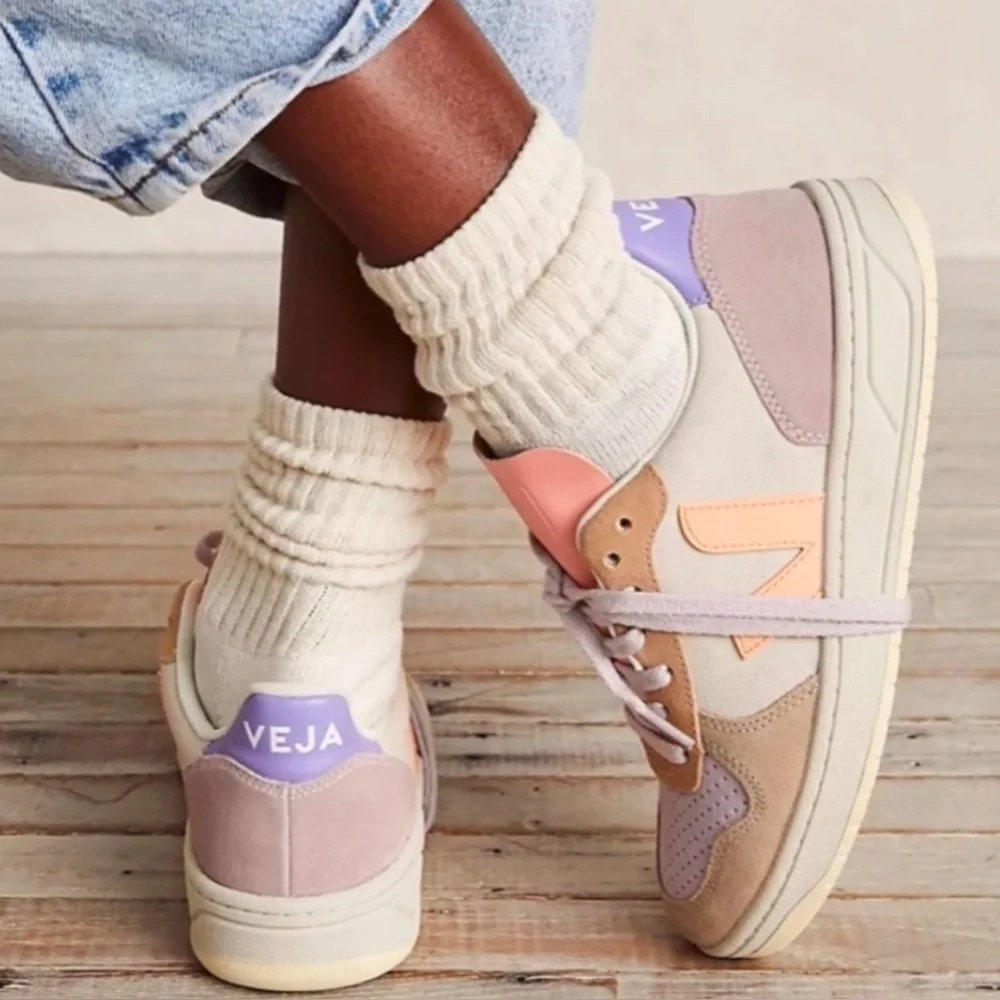 Veja NEARLY NEW V-10 peach multico suede - tan, pink, purple, beige sneaker - 6 - Picture 1 of 16
